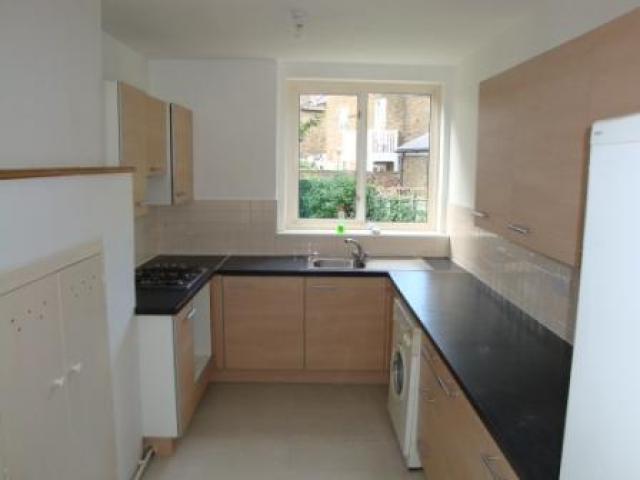			NEW INSTRUCTION, 4 Bedroom, 1 bath, 1 reception Flat			 Chichele Road, WILLESDEN GREEN